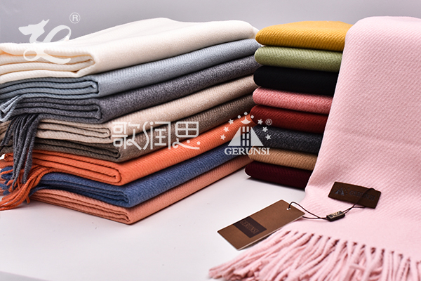 Precautions for storage and maintenance of cashmere products